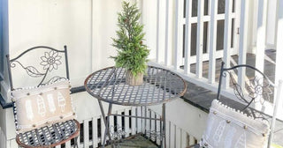 How to decorate your front porch for Spring/Summer 2023