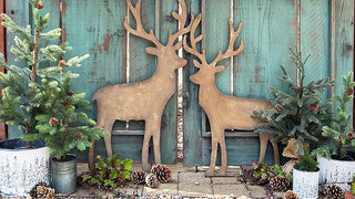 Rustic Charm: Outdoor Christmas Decorations for a Vintage-Inspired Holiday