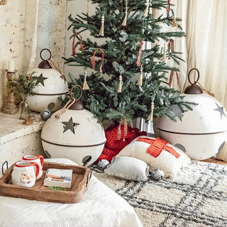 https://www.decorsteals.com/cdn/shop/files/57001-oversized-christmas-600x600-5-jamiewardtv.jpg?v=1697546715&width=320
