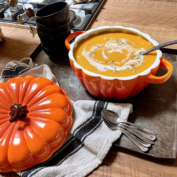 Set Di Due Pirofile In Ceramica A Forma Di Zucca Mud Pie – Dipinte A Mano, Multicolore, Lavabili In Lavastoviglie E Adatte Al Microonde, Per Autunno E Thanksgiving