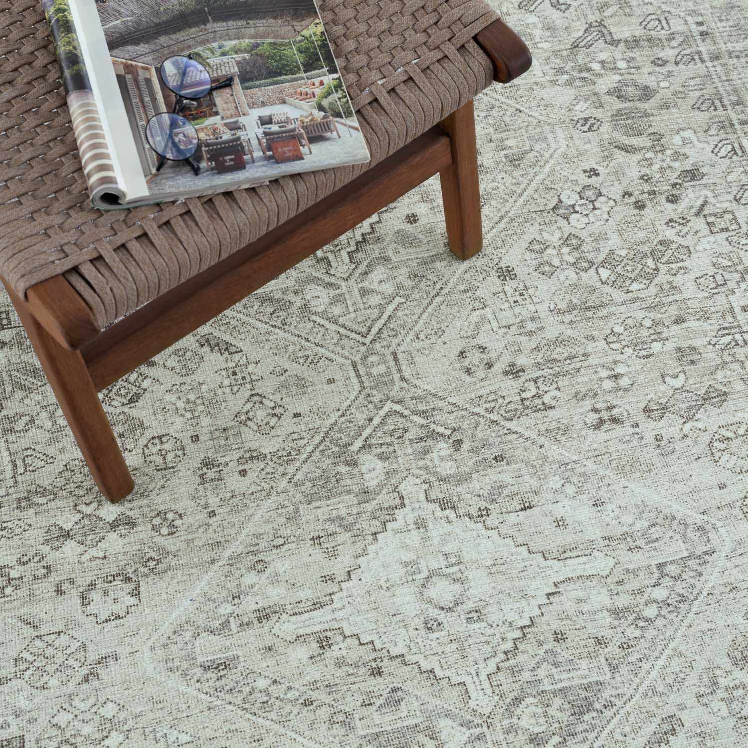 Washed Cream Rug Traditional Cream & Sage Washable Rug - Decor Steals