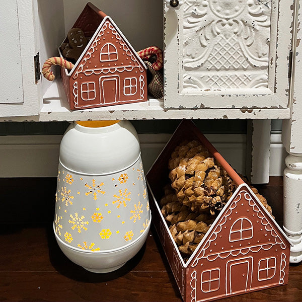 gingerbread house planter Gingerbread House Planters, Set of 2