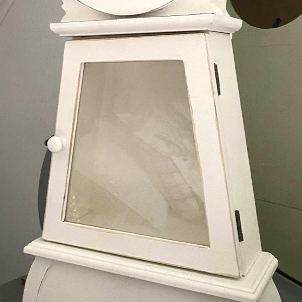 Mora Clock Decor Steals