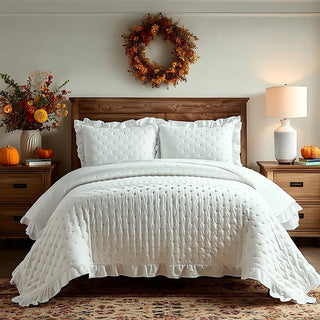 White ruffle quilt bedding set