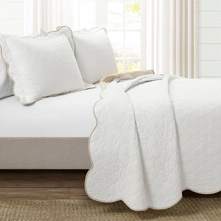 side view of bedding