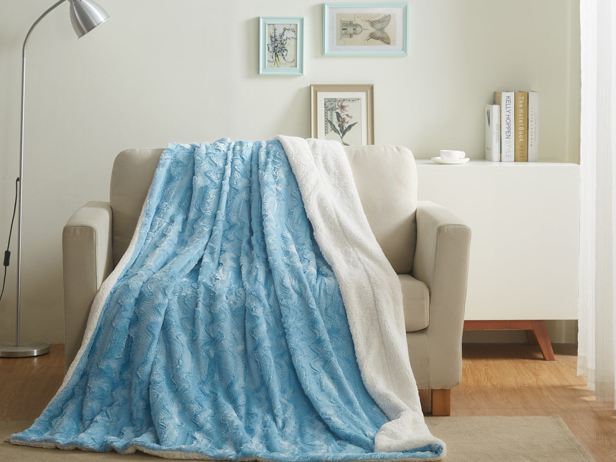 Tache Faux Fur Blue Sky Soft Throw Blanket (#8) 50 x 60