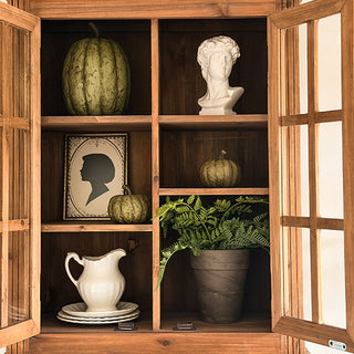 Heritage Style Gallery Display Cabinet