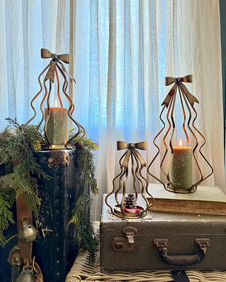 Metal Christmas Tree Candle Holders, Set of 3 Graduated Bow Pillar Stands
