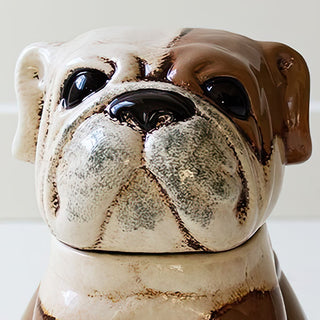 close of dog canister