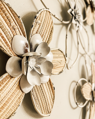 Wood-Petal & Wire Flower Wall Decor