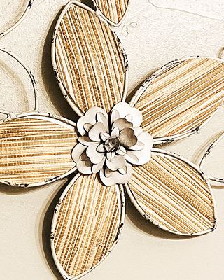 Wood-Petal & Wire Flower Wall Decor