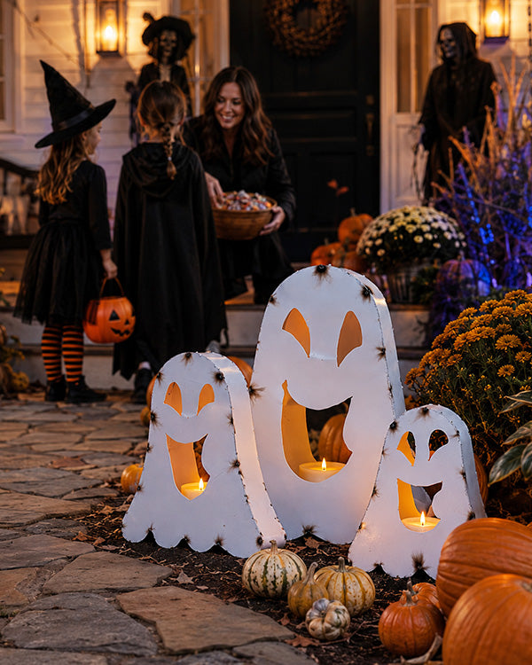 Metal Friendly Ghost Lanterns, Set of 3