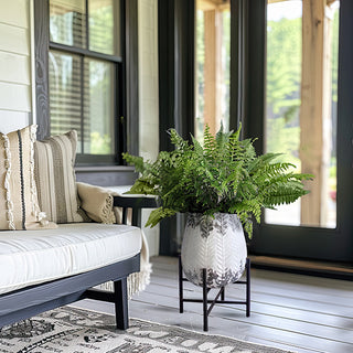 Chippy White Maya Planter Stand