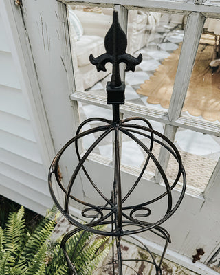 Iron garden obelisk outdoor climbing vine support metal yard decor structure