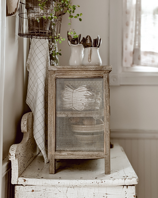 Countryside Rustic Fir Wood Tabletop Pie Safe