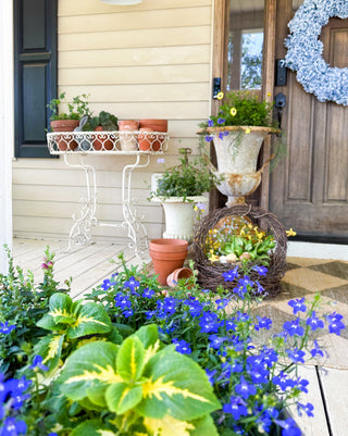 Indoor/Outdoor White Scroll Iron Plant Stand