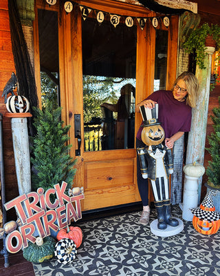 Grand Pumpkin Soldier Statue | 50 Inch