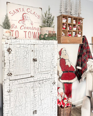Coming to Town Distressed Metal Sign