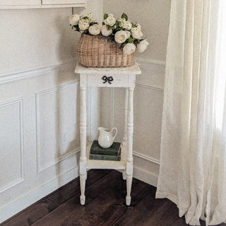 The Bow-Tiful Cottage Side Table