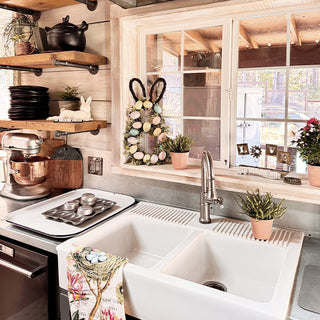 Farmhouse kitchen Easter wreath spring decor