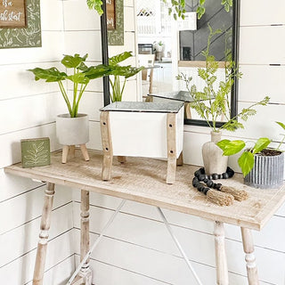 Vintage Inspired Farmhouse Enamel Planter with Wood Stand