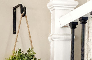 Funnel Planter Watering System with Wall Bracket
