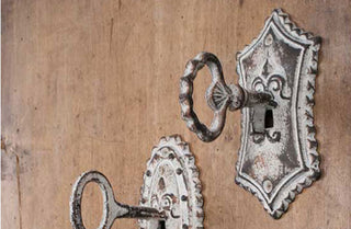 Vintage Key Metal Hooks, Set of 4