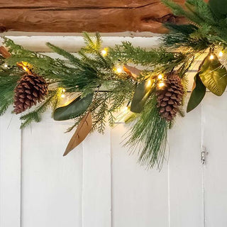 Pre-lit Woodland Christmas Garland - Perfect for front doors