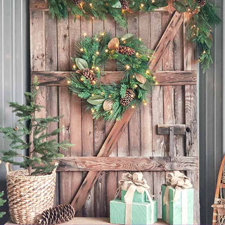 Pre-lit Woodland Christmas Wreath