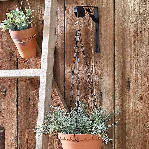 plant pot pulley system Wall Mounted Pulley System - Industrial Farmhouse