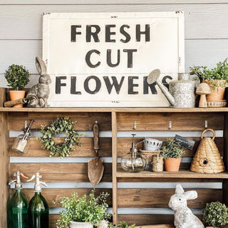 Metal "Fresh Cut Flowers" Sign