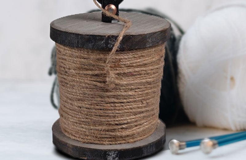 Jute Rope Spindle With Scissors - Decor Steals