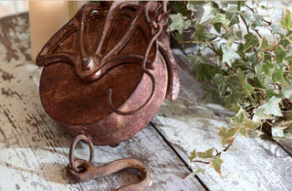 *LARGE Distressed Pulley Hook