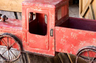 *HUUUGE* Red Antique Truck Planter