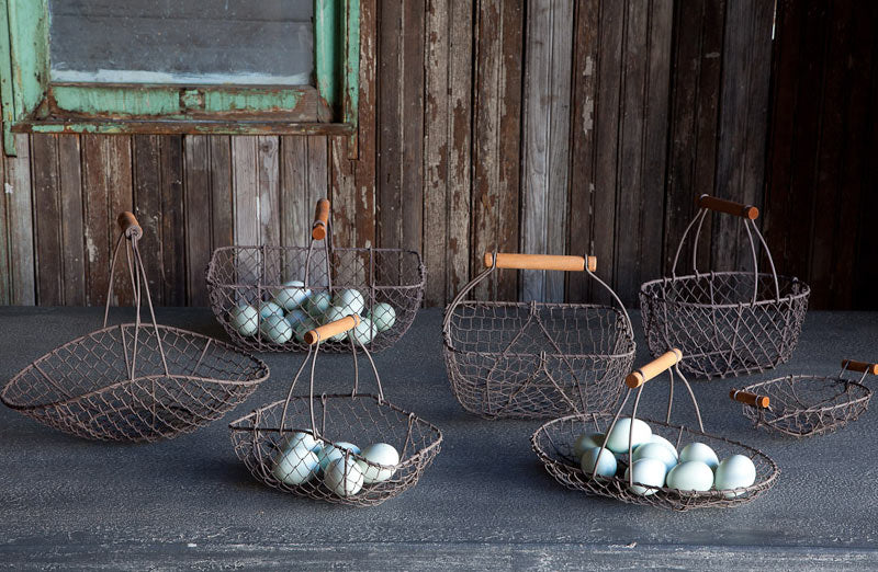 Farmhouse/Cottage/Primitive/Country Chicken Wire Egg Basket
